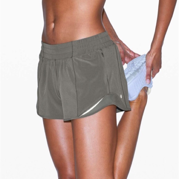 lululemon athletica Pants - Lululemon Hotty Hot Short II